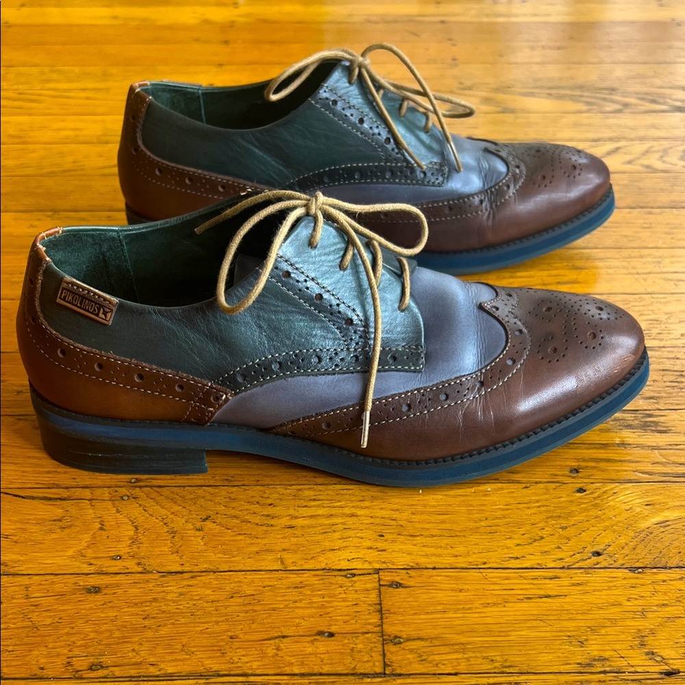 Pikolinos Womens Oxfords Size 39
